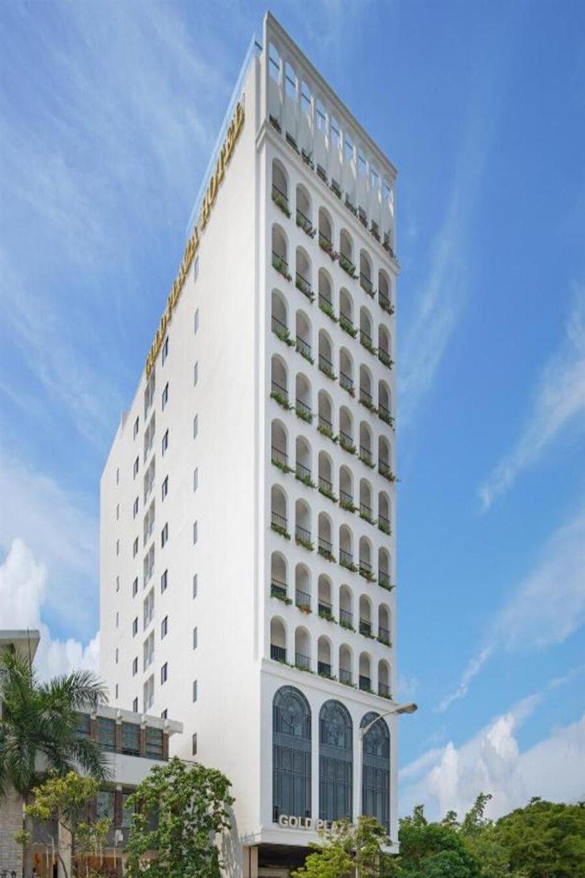 Gold Plaza Hotel Дананг Екстериор снимка