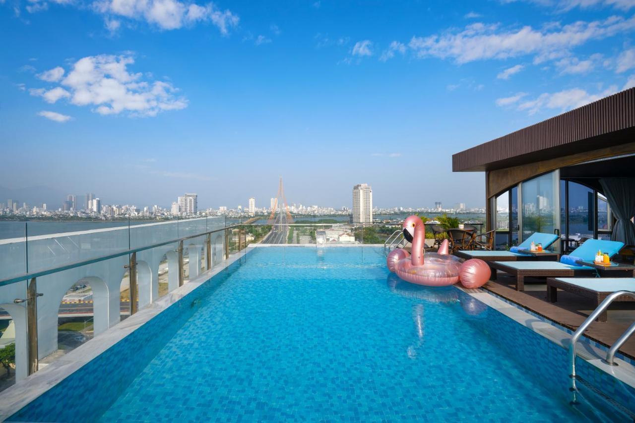 Gold Plaza Hotel Дананг Екстериор снимка